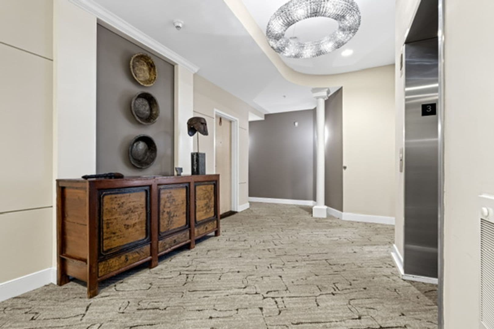Allentown Apartment: 818-822 Hamilton St.