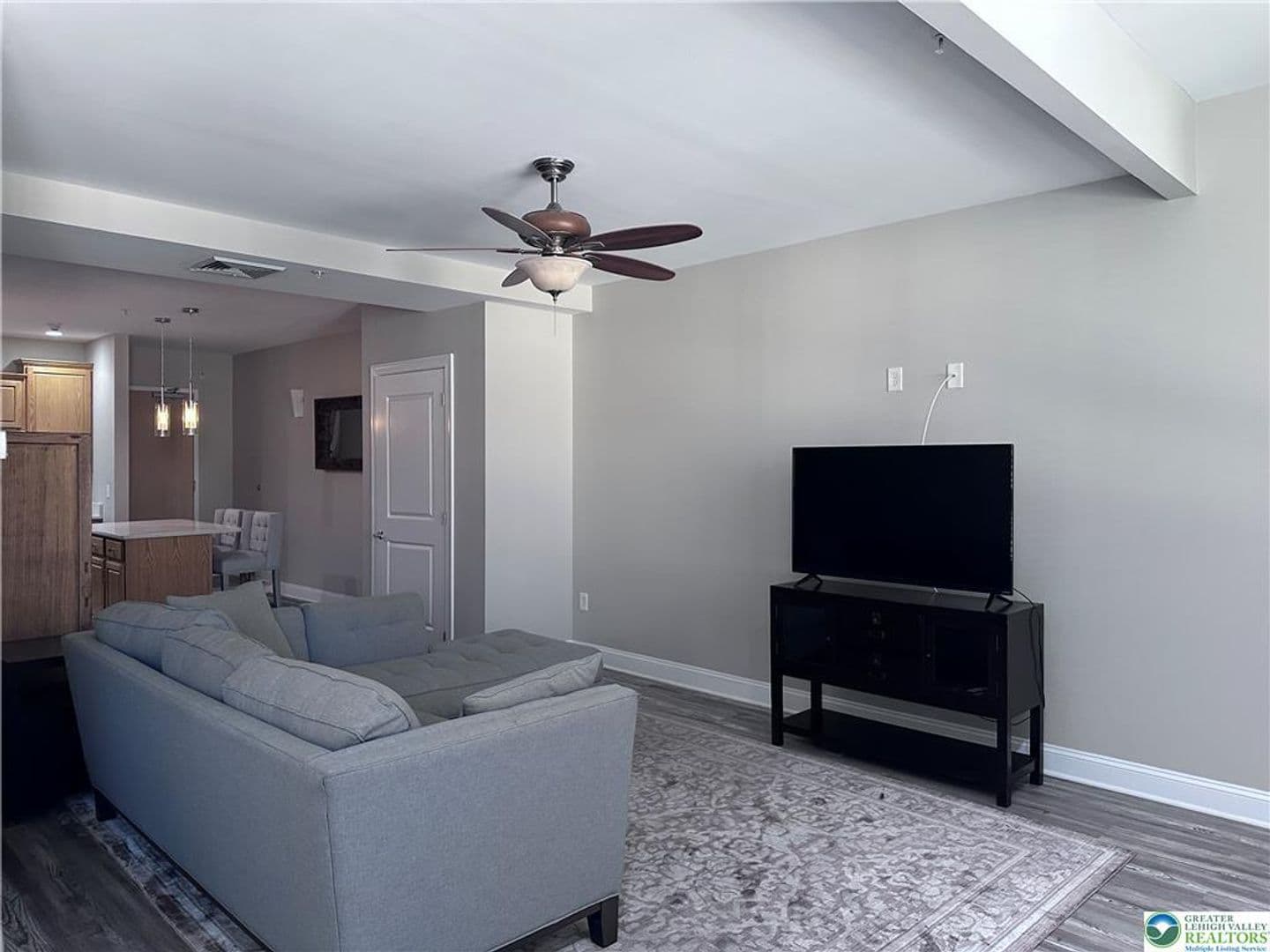 Allentown Apartment: 818-822 Hamilton St.