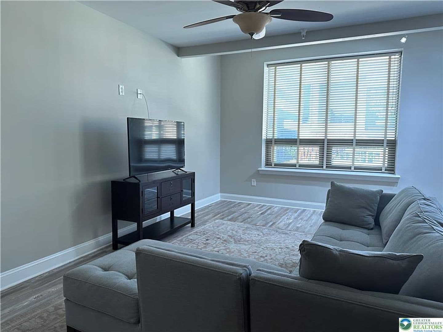 Allentown Apartment: 818-822 Hamilton St.
