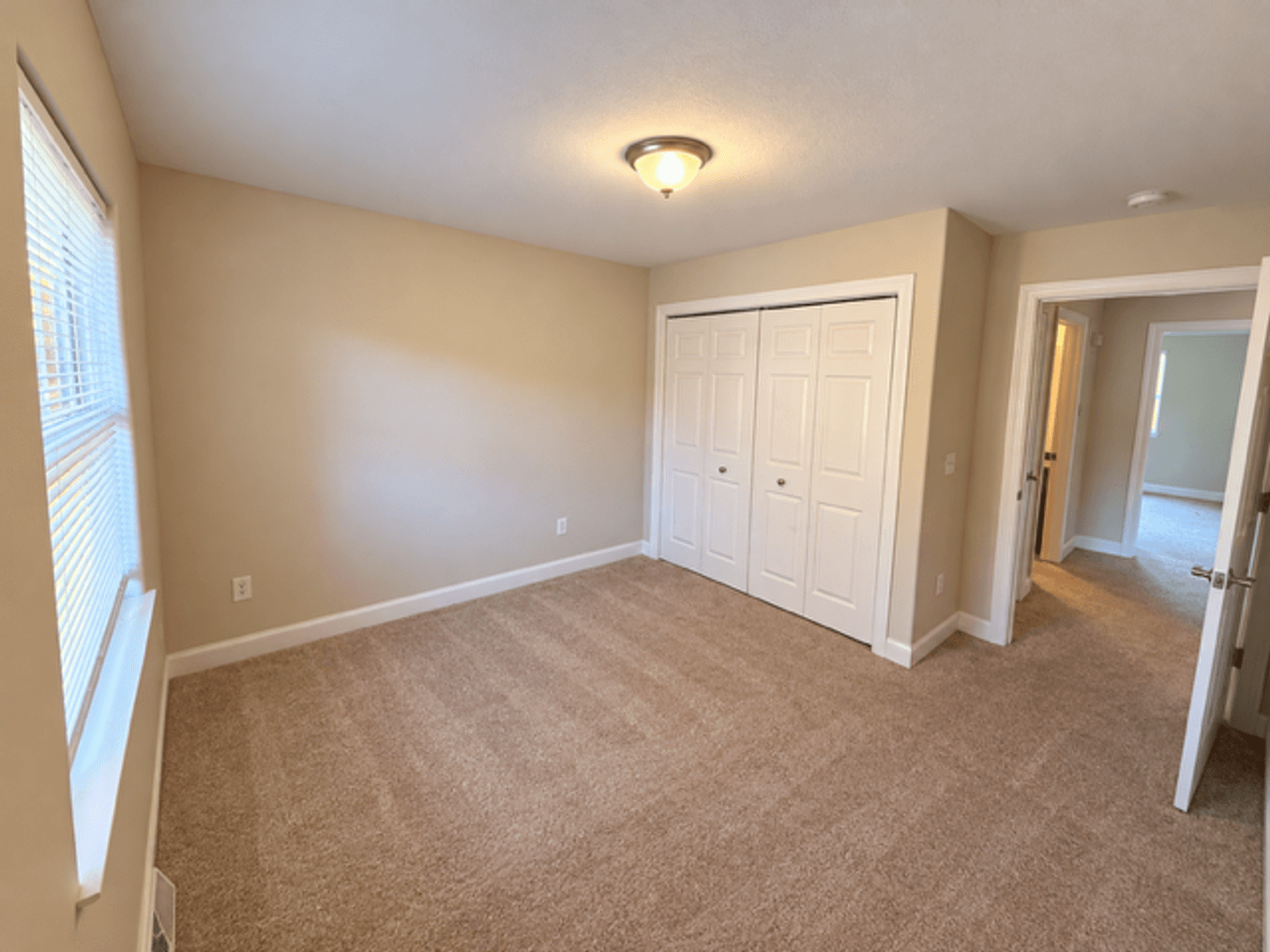 Wisconsin Rapids Townhome: 640 24th Street North