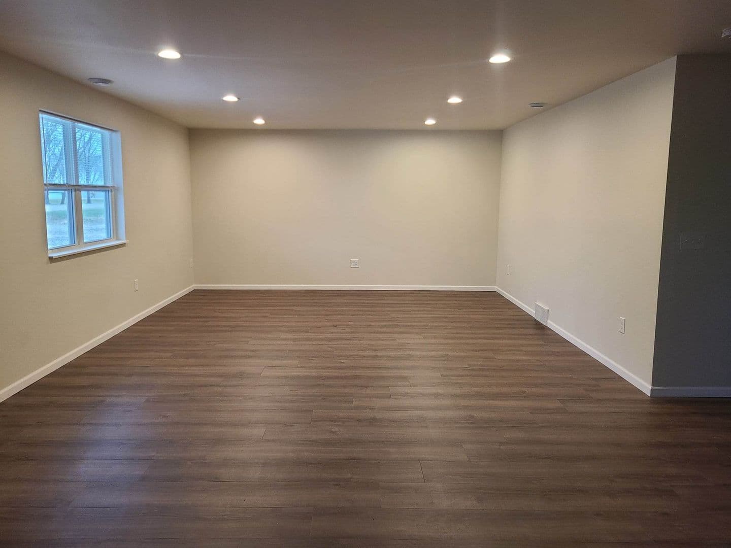 Vesper Townhome: 4923 Well Road