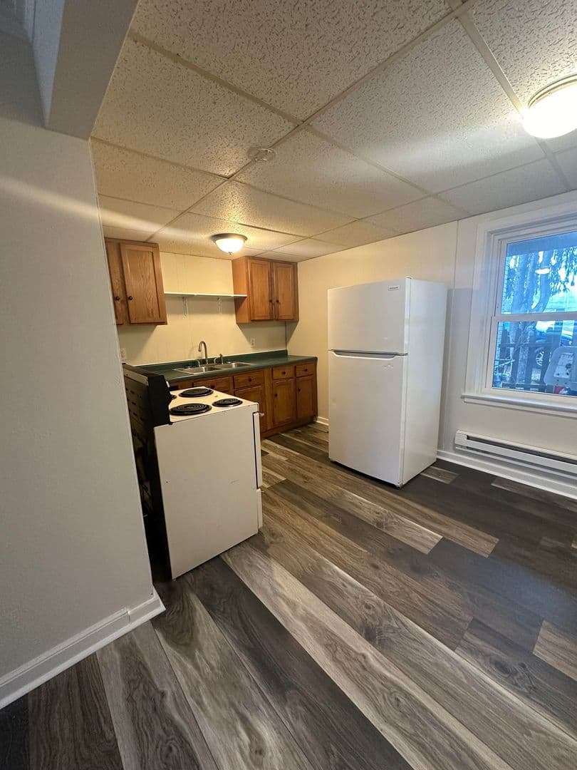 Port Edwards Apartment: 361 1st Street