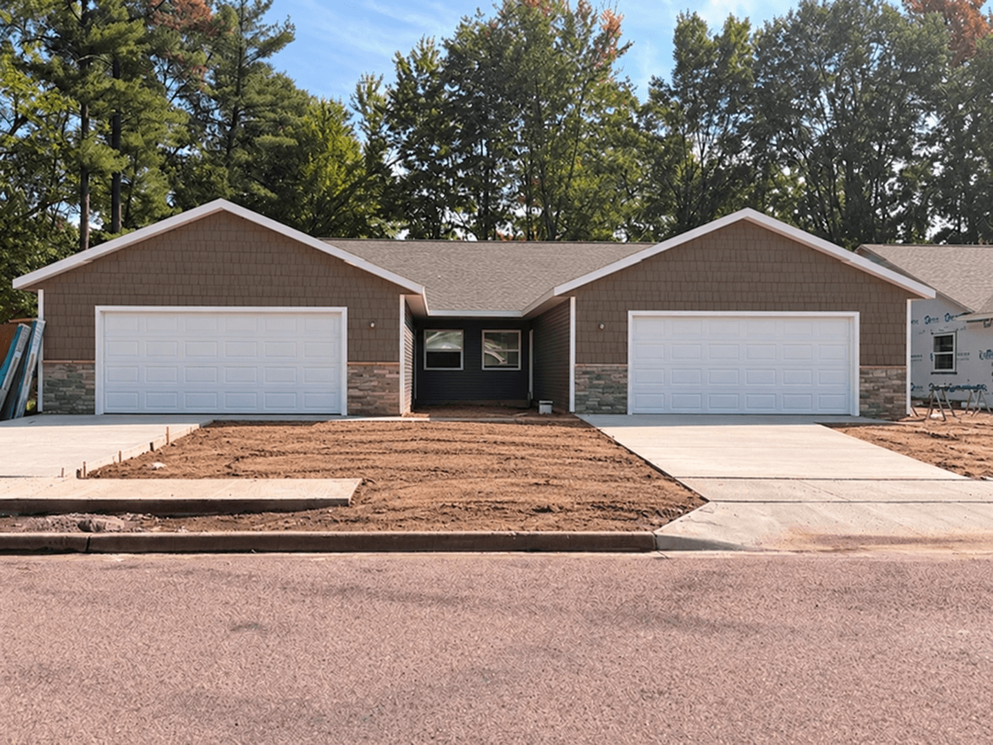 Wisconsin Rapids Apartment: 1411/1413 24th Ave