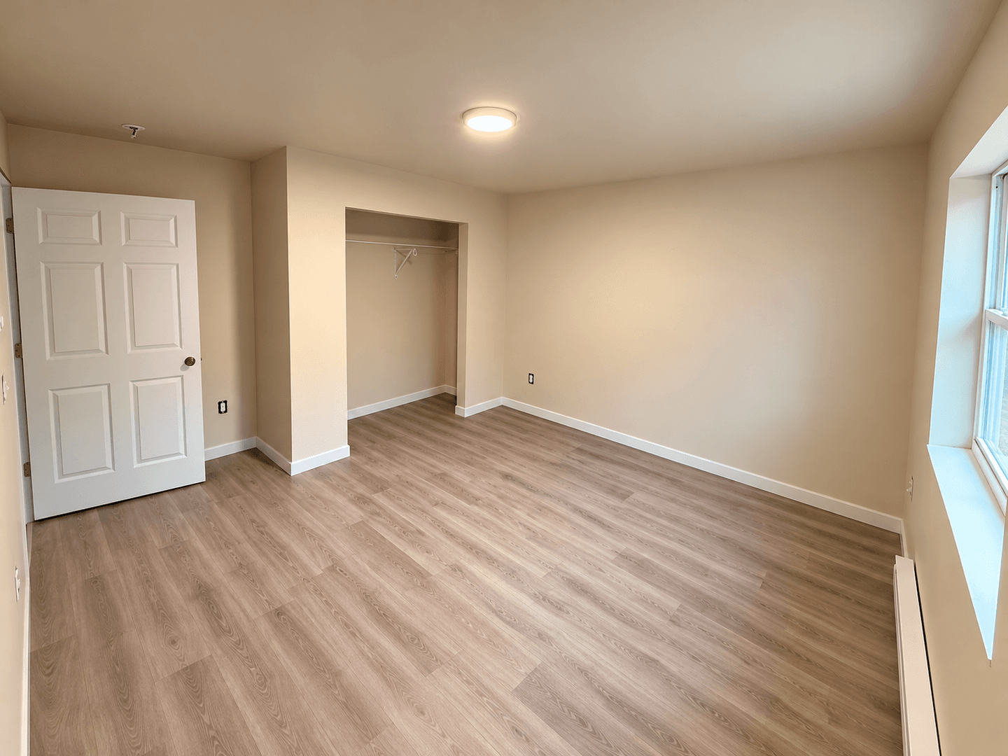 Wisconsin Rapids Apartment: 1410/1412 24th Ave