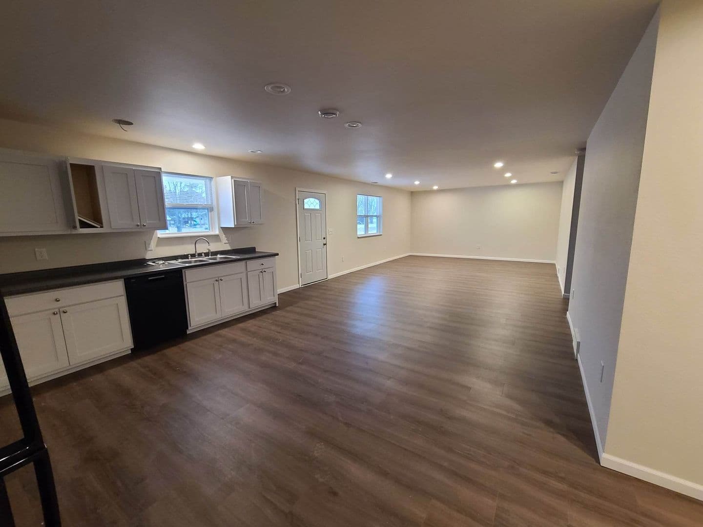 Vesper Townhome: 4923 Well Road