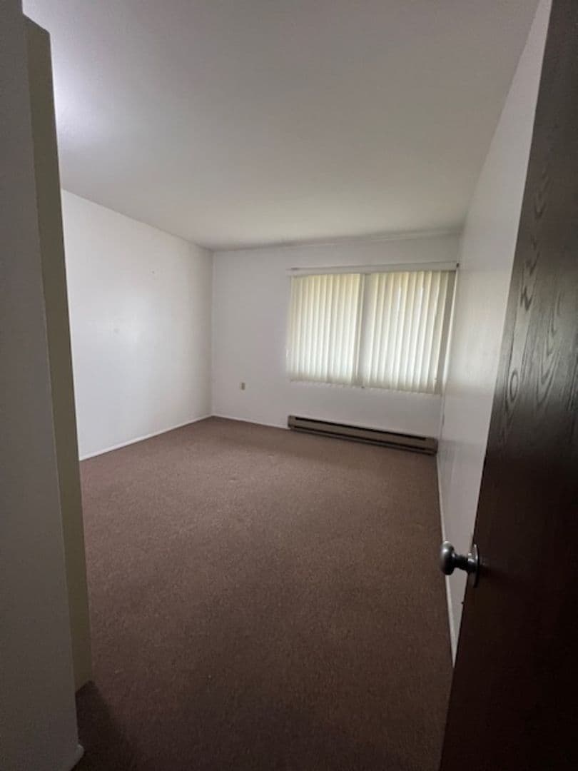 Rudolph Apartment: 6934 Hillcrest Avenue