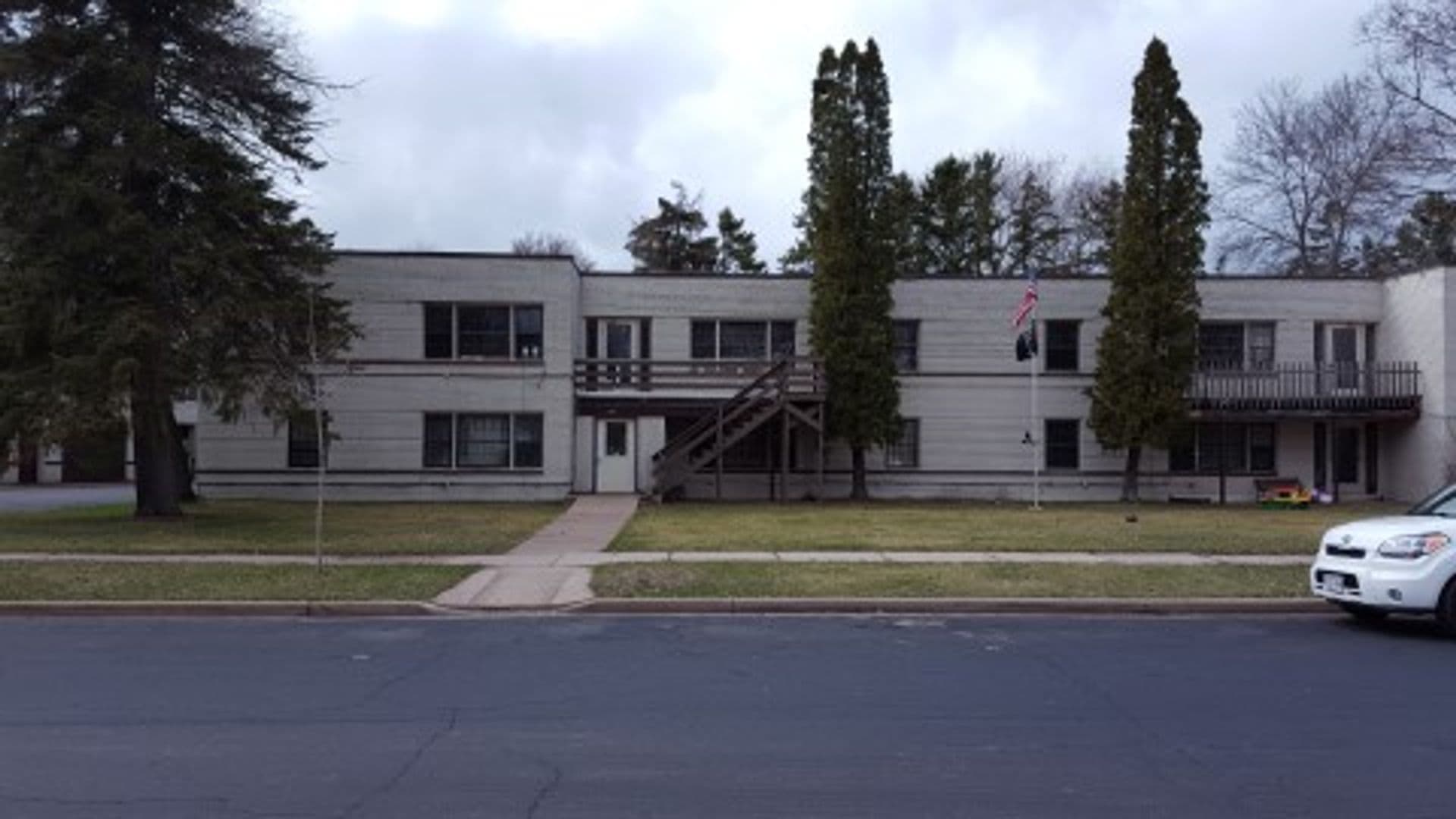 Port Edwards Apartment: 361 1st Street