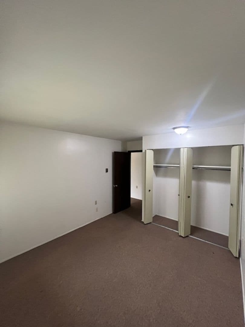 Rudolph Apartment: 6934 Hillcrest Avenue