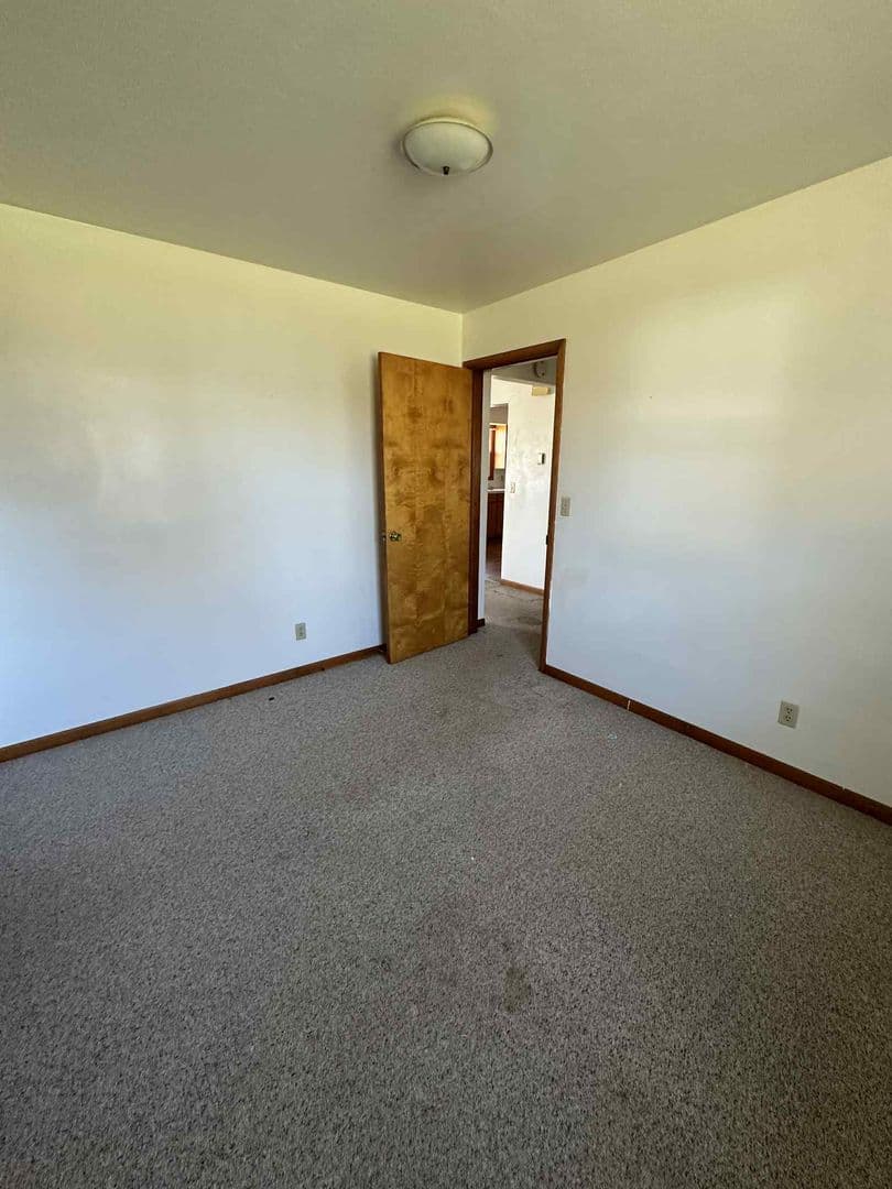 Rudolph Townhome: 6953 Hillcrest Ave