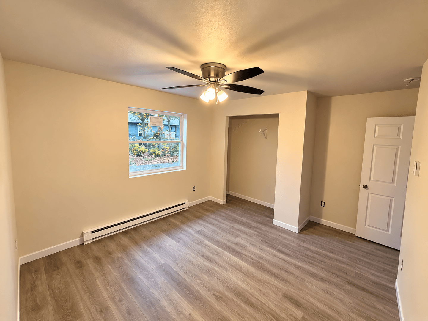 Wisconsin Rapids Apartment: 1410/1412 24th Ave