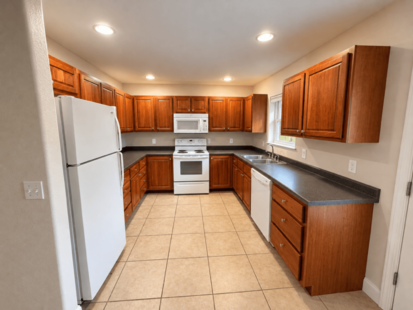 Wisconsin Rapids Townhome: 640 24th Street North