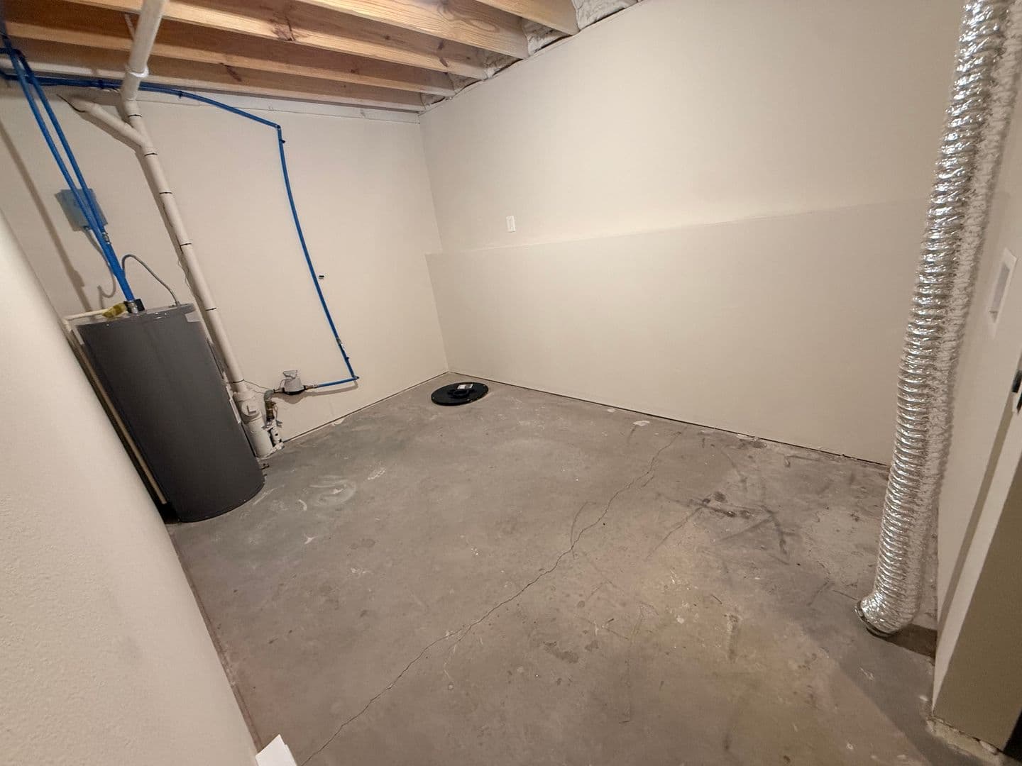 Junction City Townhome: 402 Brock Ave