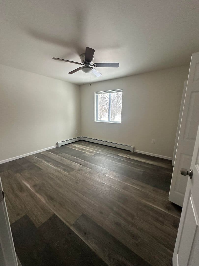 Rudolph Apartment: 6944 Blonien Ave