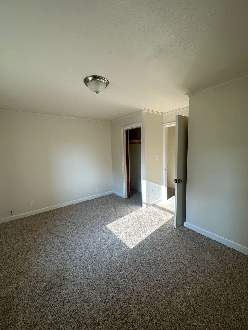 Port Edwards Apartment: 361 1st Street