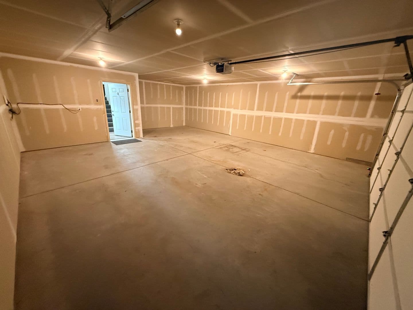 Junction City Townhome: 402 Brock Ave