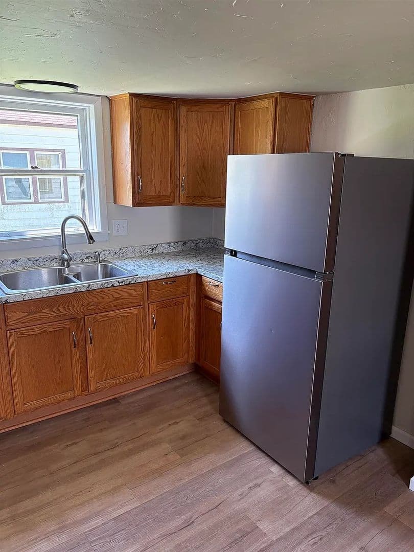 Pound House: 2020 County Rd Q