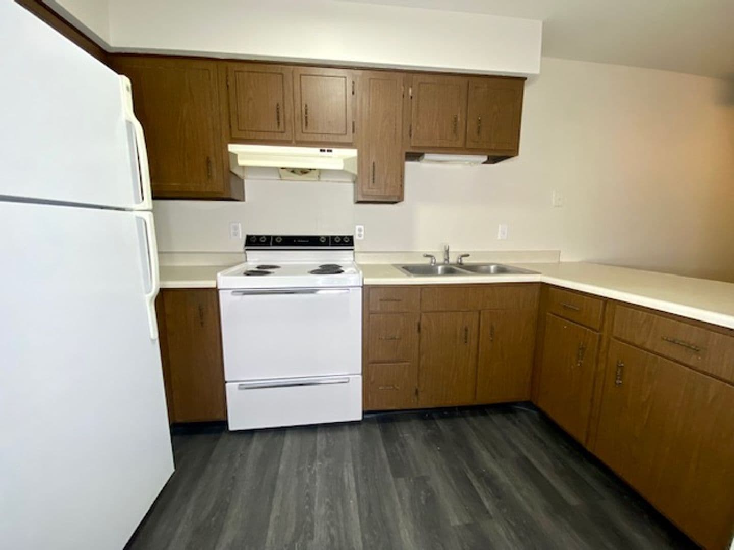 Marion Apartment: 101 Riverview Dr