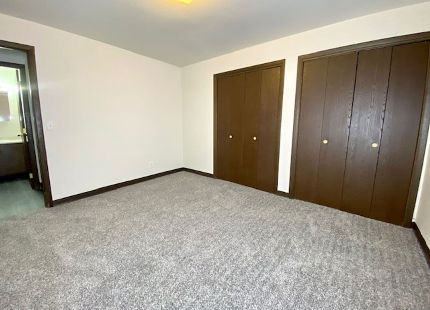Marion Apartment: 101 Riverview Dr