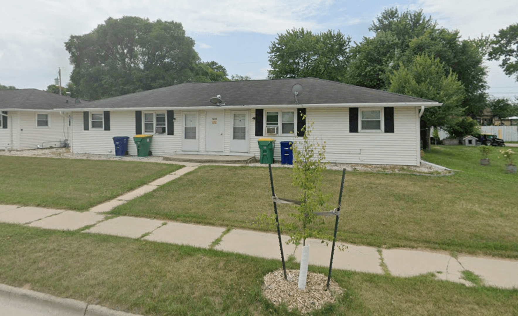 Green Bay Apartment: 1260 Doblon Street