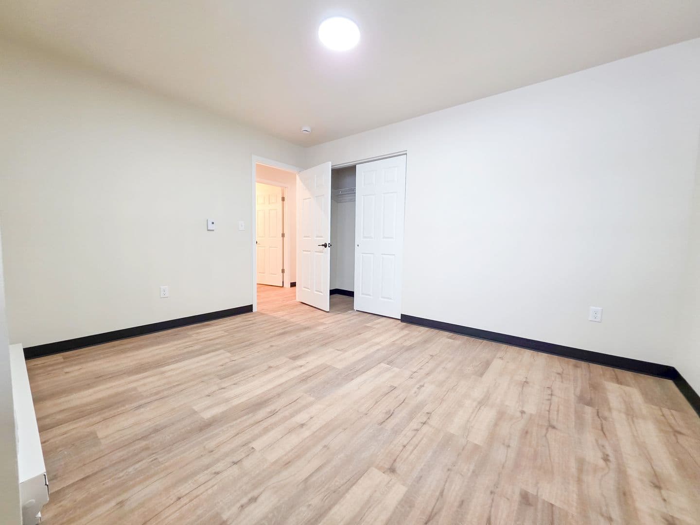 Green Bay Apartment: 1677-1679 Amy Street