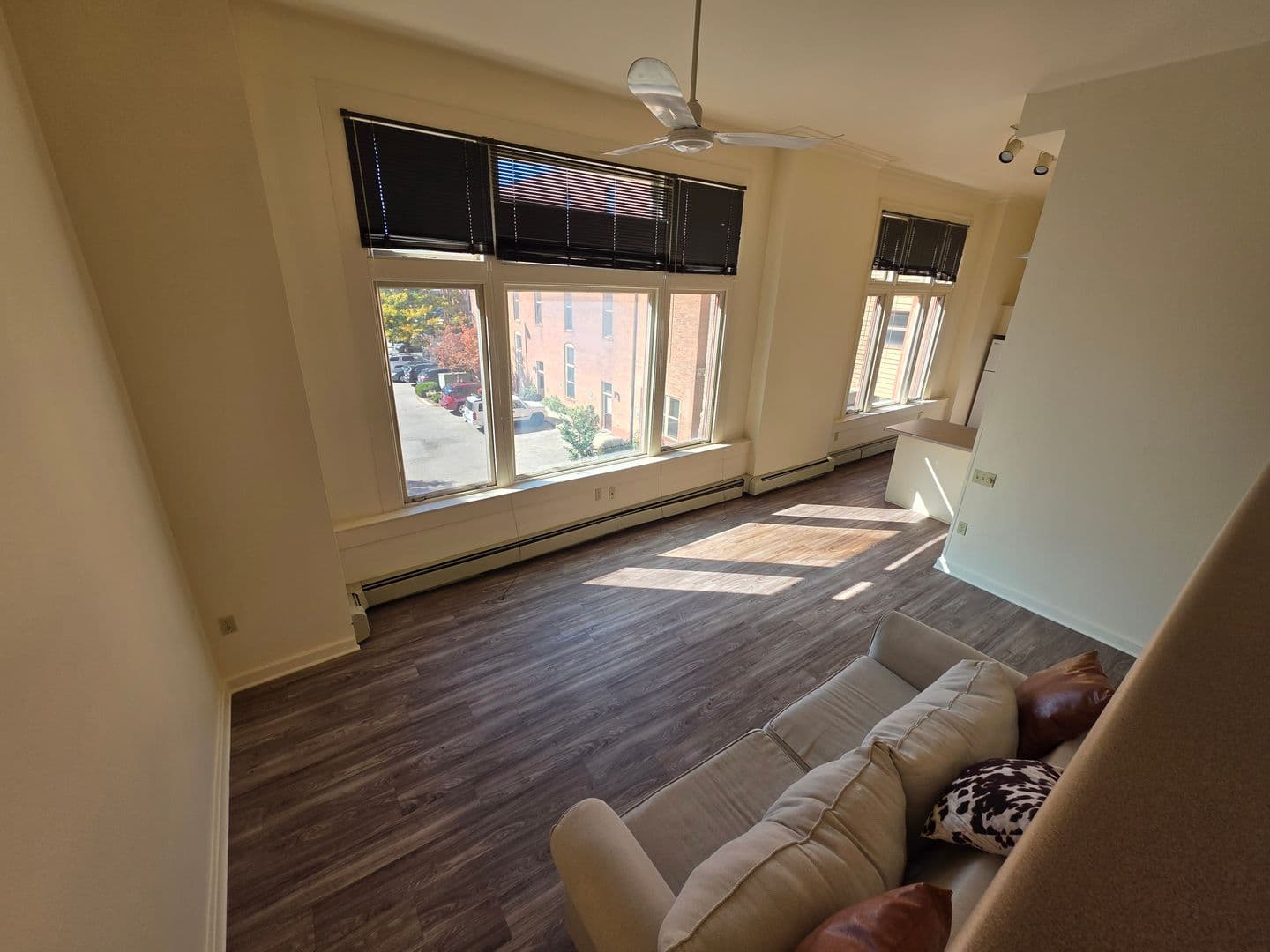 Marinette Apartment: 1713 Dunlap Ave