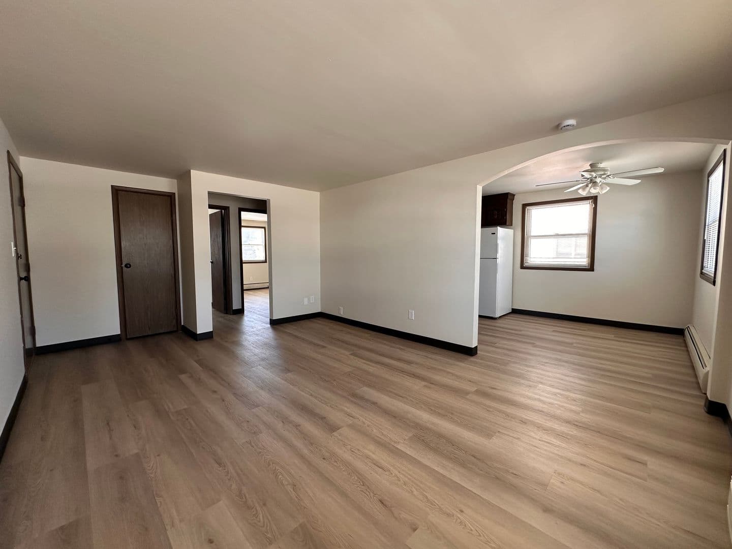 De Pere Apartment: 207 Fort Howard Ave.
