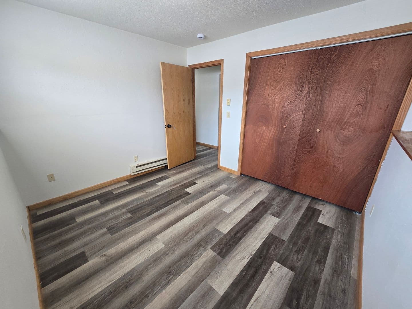 Green Bay Apartment: 2098 Imperial Ln