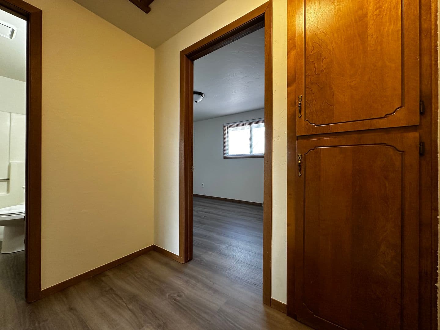 De Pere Apartment: 1168 Scheuring Rd.