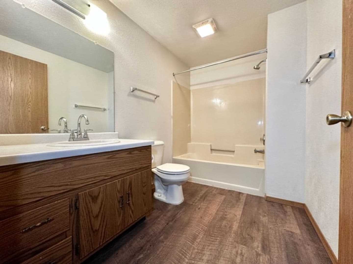 Green Bay Apartment: 1795 Eldorado Dr.