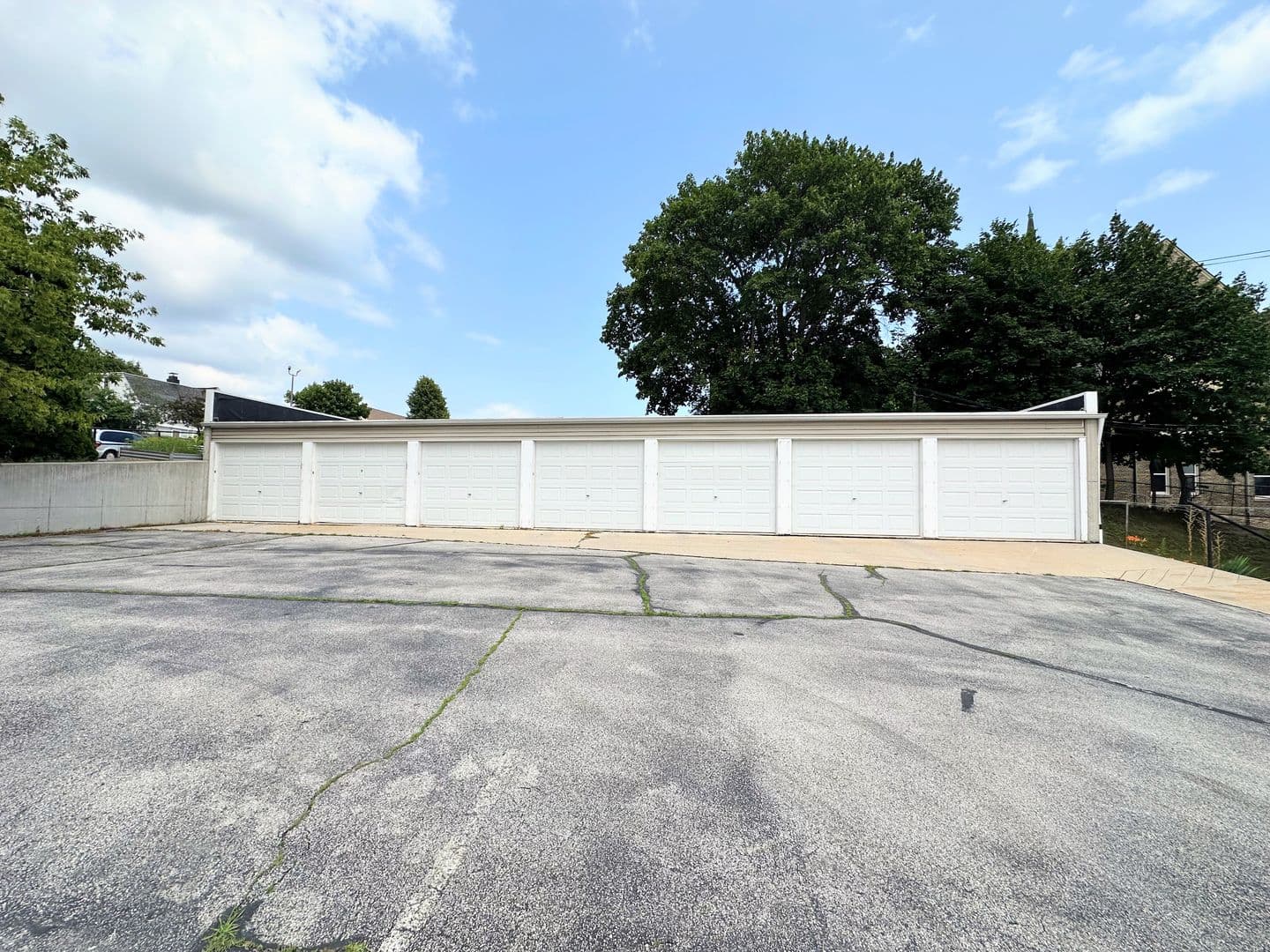 Manitowoc Apartment: 812 State Street