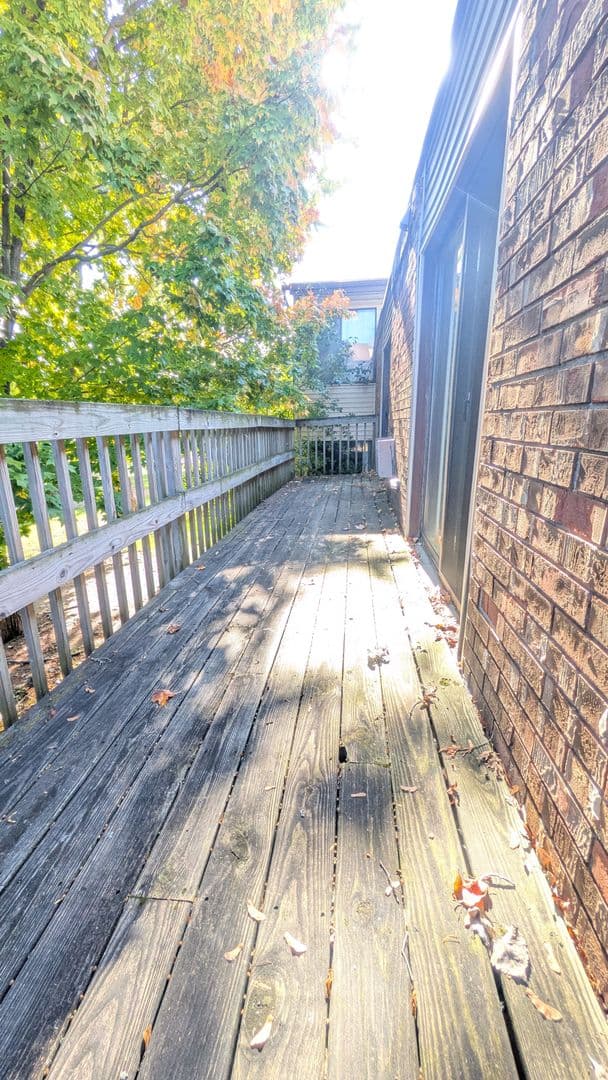 Appleton Apartment: 330-340 Wilson Ave.