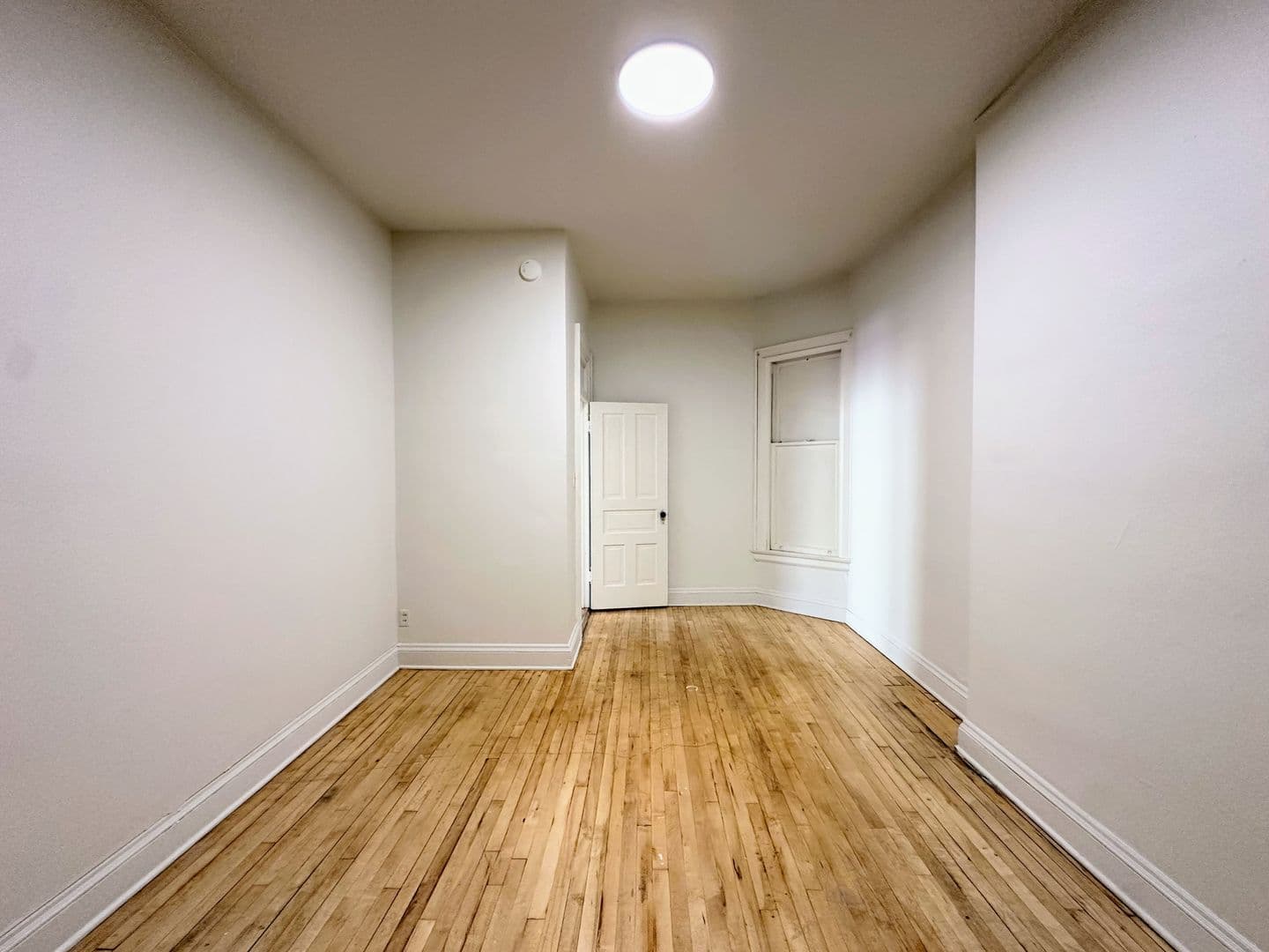 Manitowoc Apartment: 815 Jay St