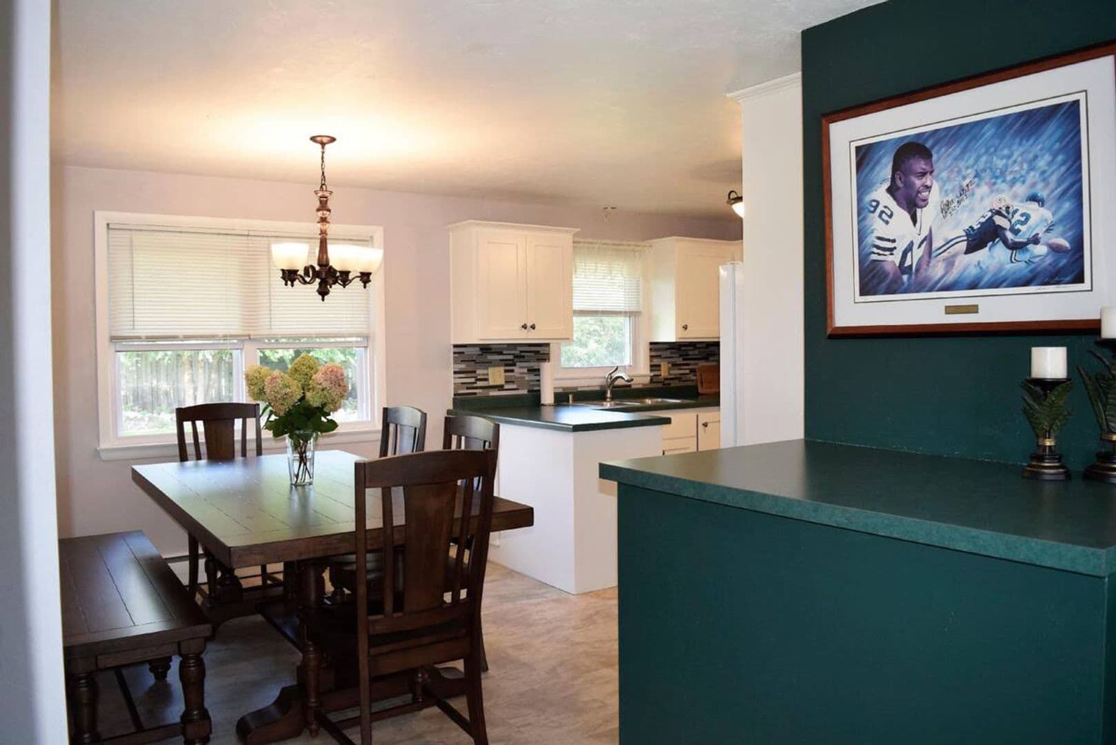 Green Bay Apartment: 2234 S Oneida St