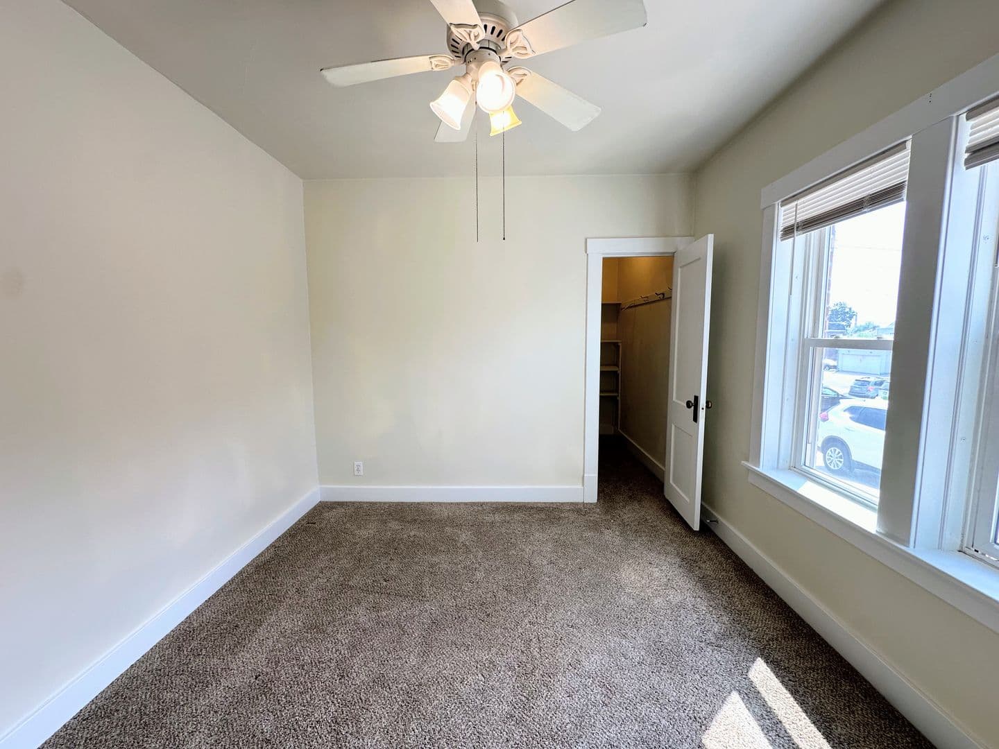 Manitowoc Apartment: 812 State Street