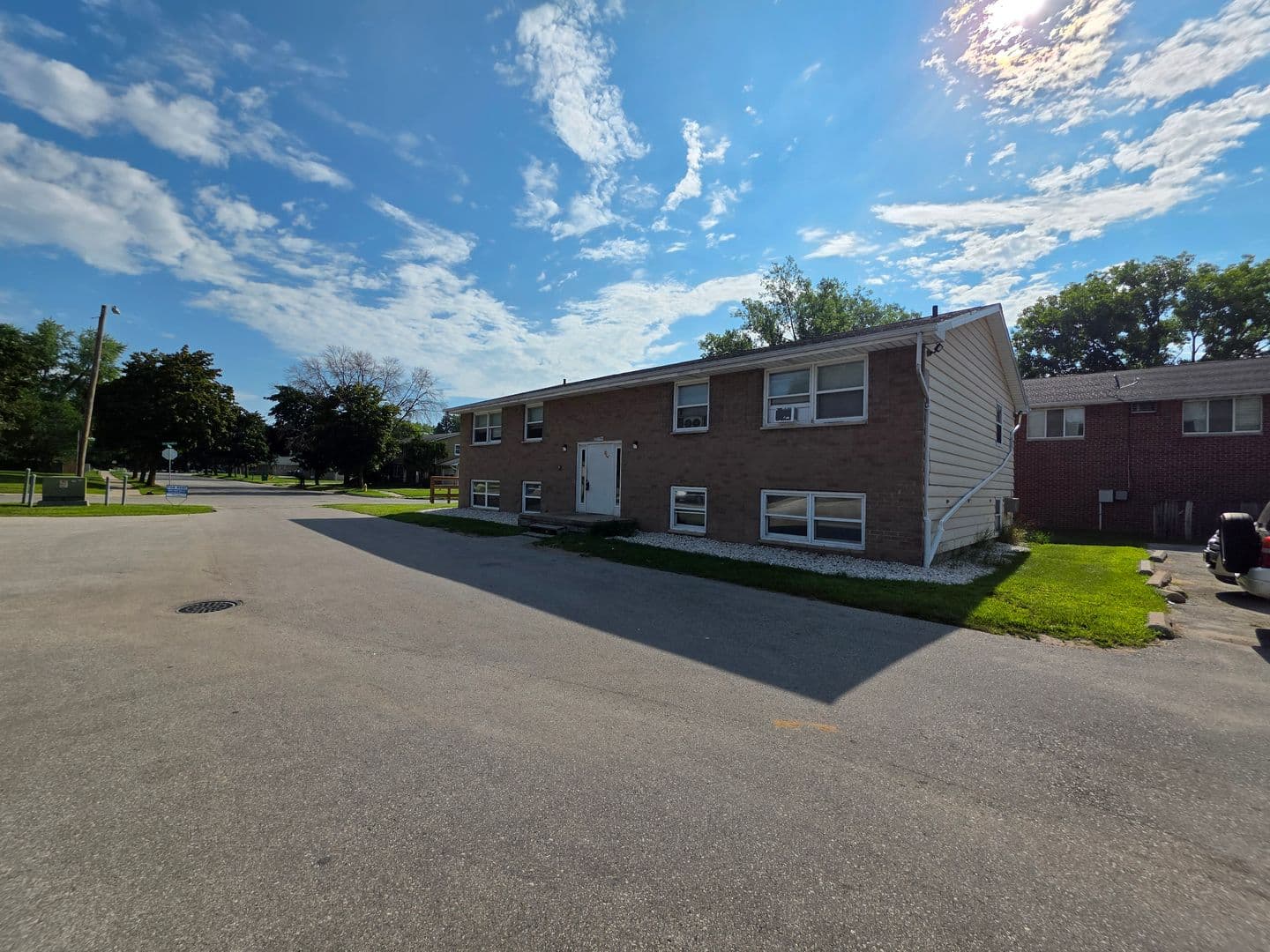 Green Bay Apartment: 2096 Imperial Ln