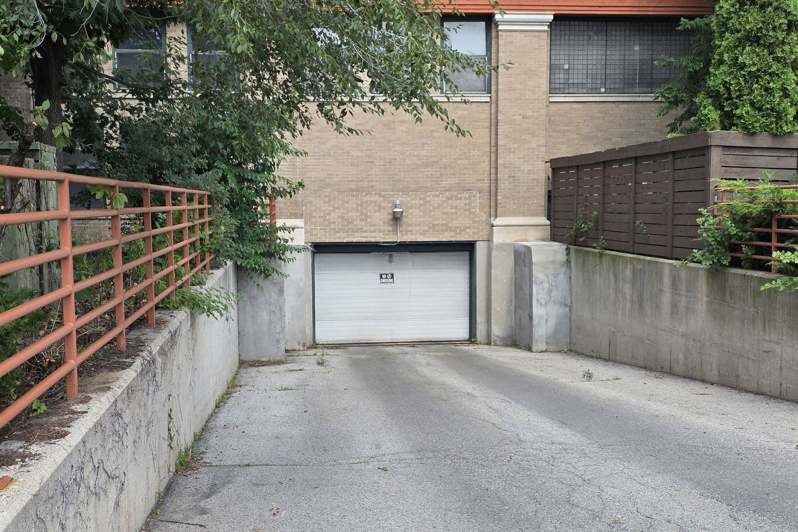 Marinette Apartment: 1713 Dunlap Ave
