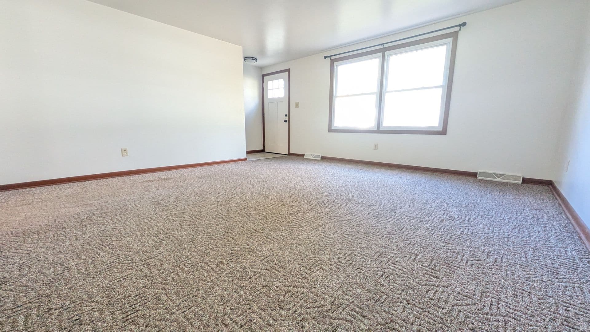 Green Bay Apartment: 408-410 Steven Street