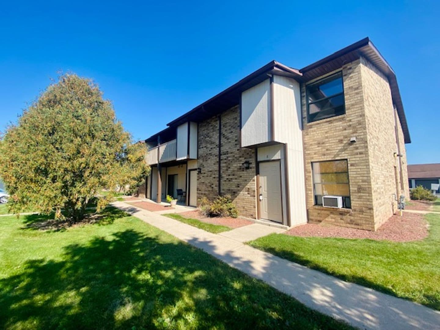 Green Bay Apartment: 1791 Eldorado Dr