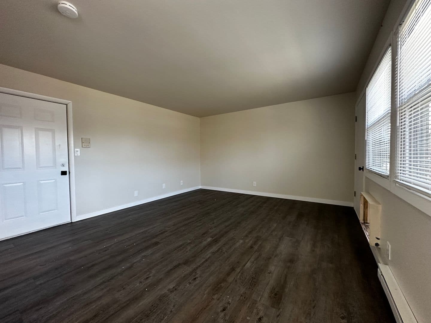 Green Bay Apartment: 125 Bader St
