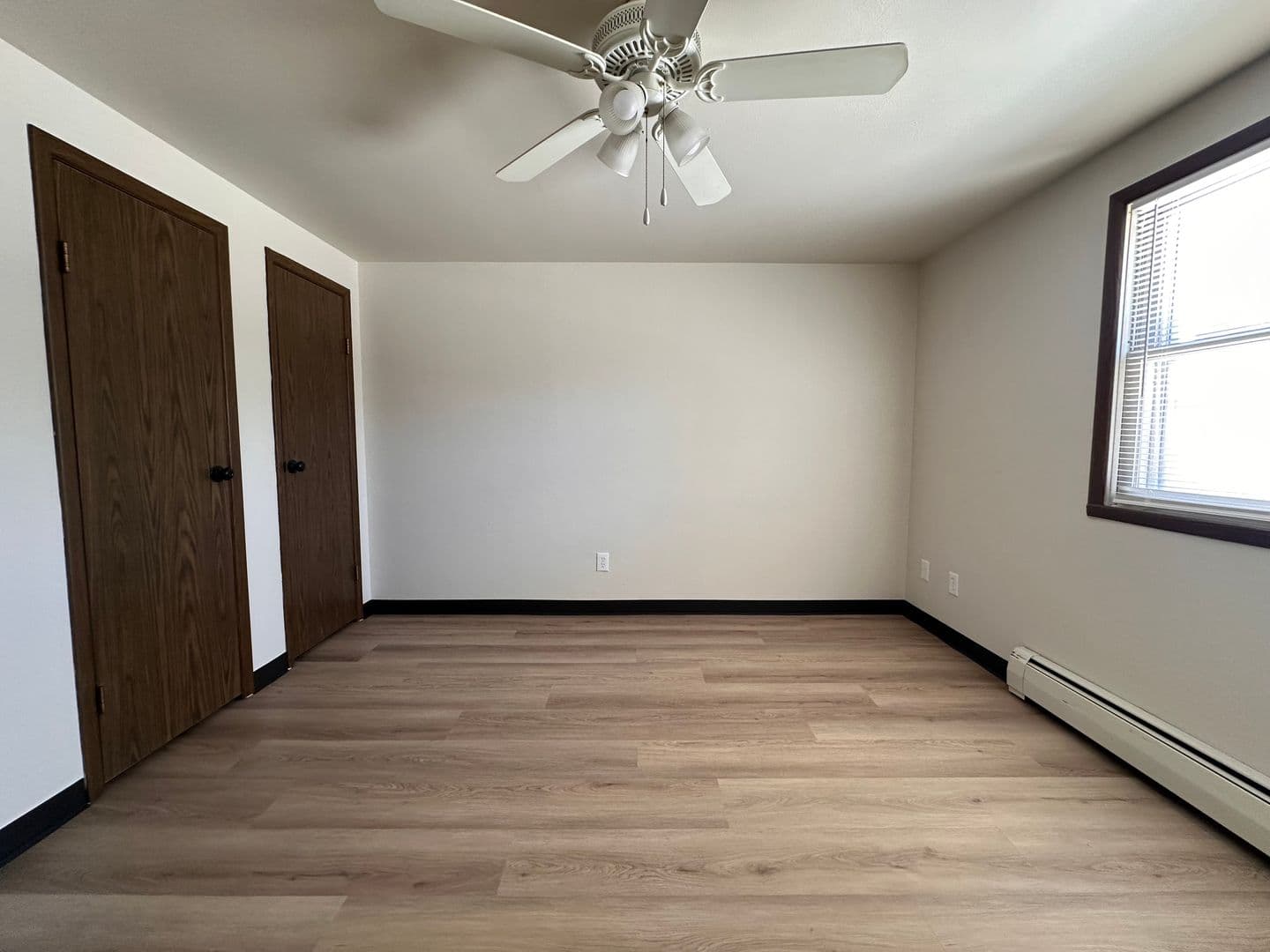 De Pere Apartment: 207 Fort Howard Ave.