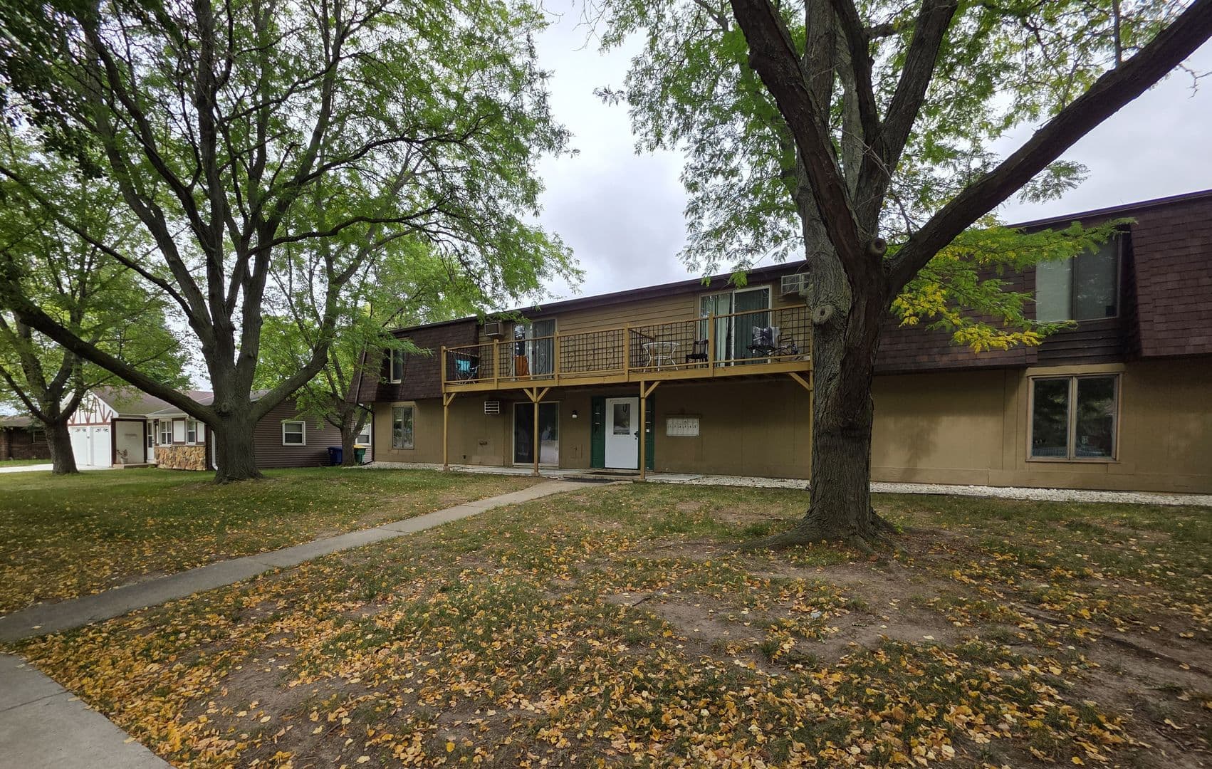 Green Bay Apartment: 1785 Edison Street