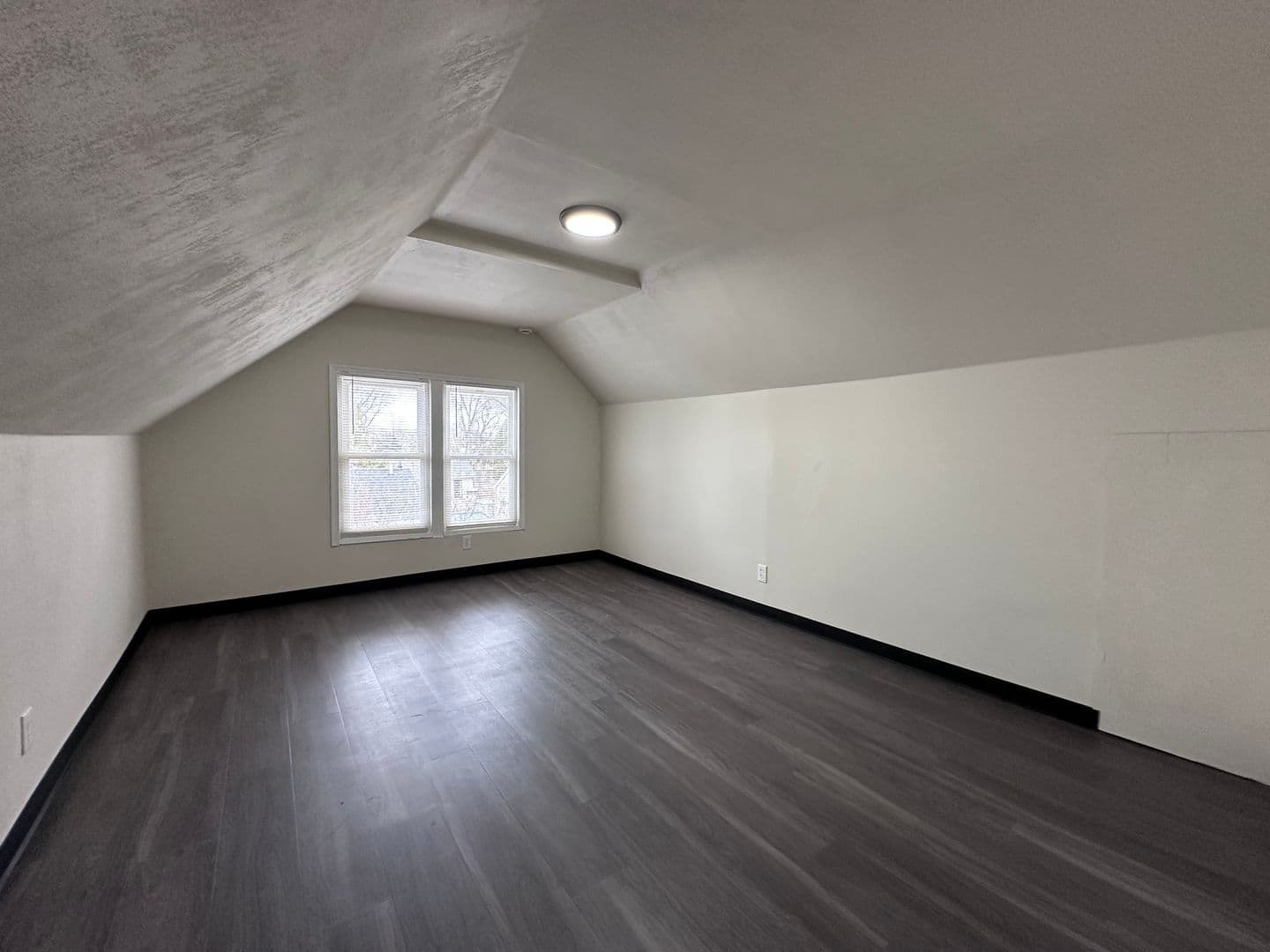 Neenah Multiplex: 640 Oak St