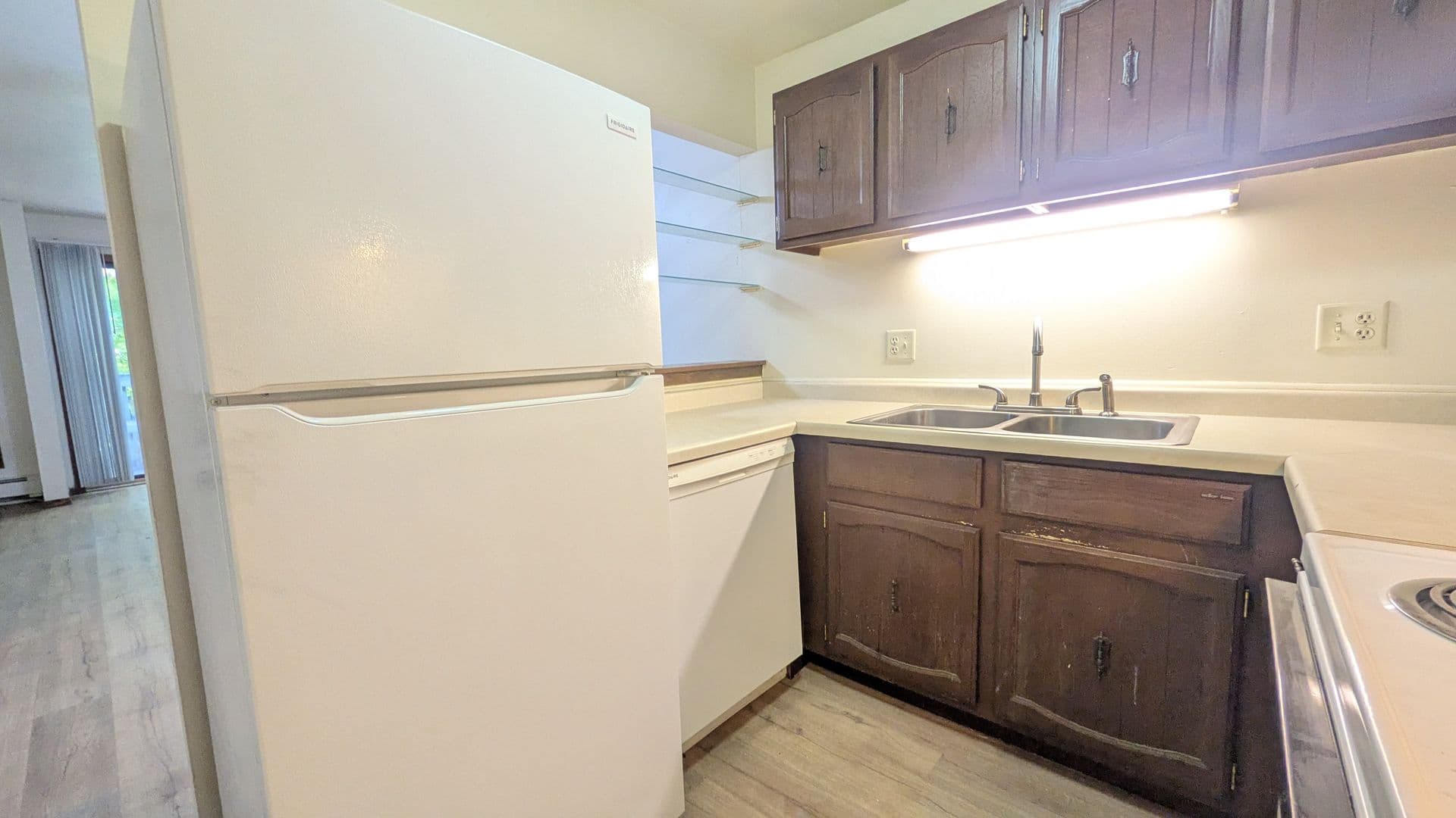 Appleton Apartment: 330-340 Wilson Ave.