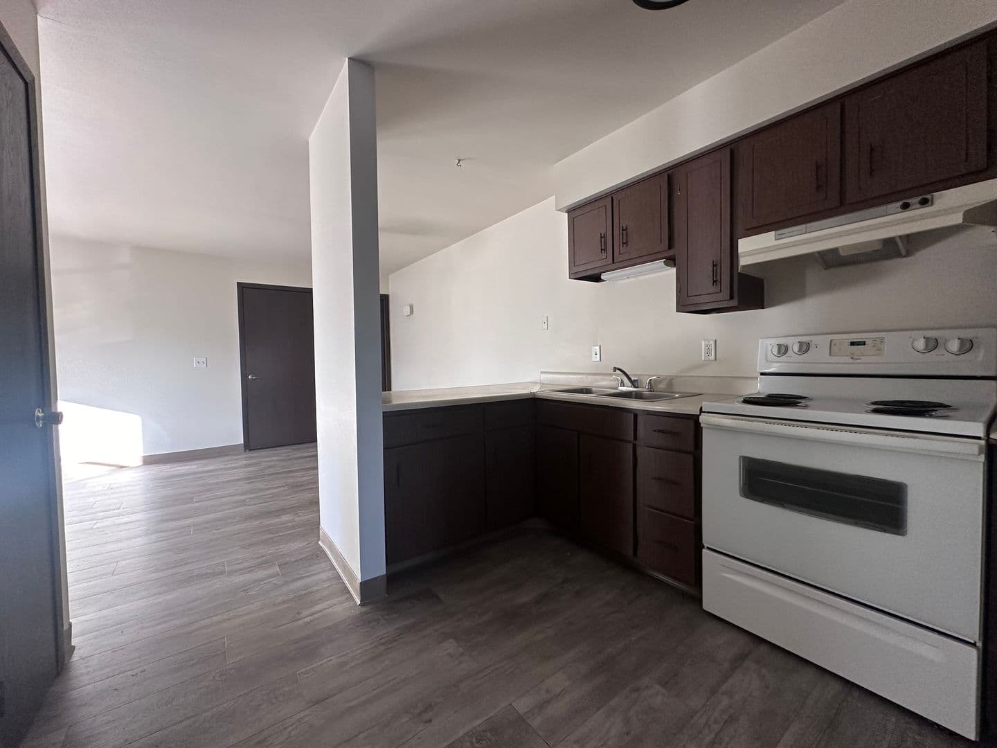 Marion Apartment: 101 Riverview Dr