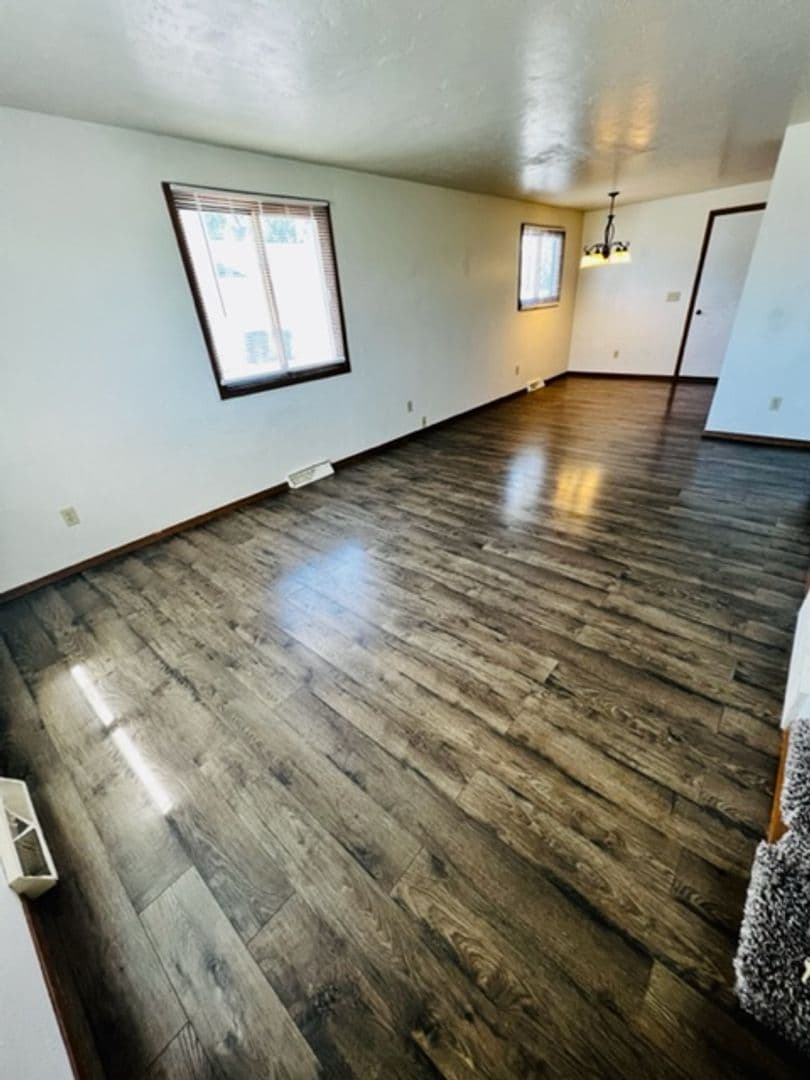 De Pere Apartment: 1180 Scheuring Rd