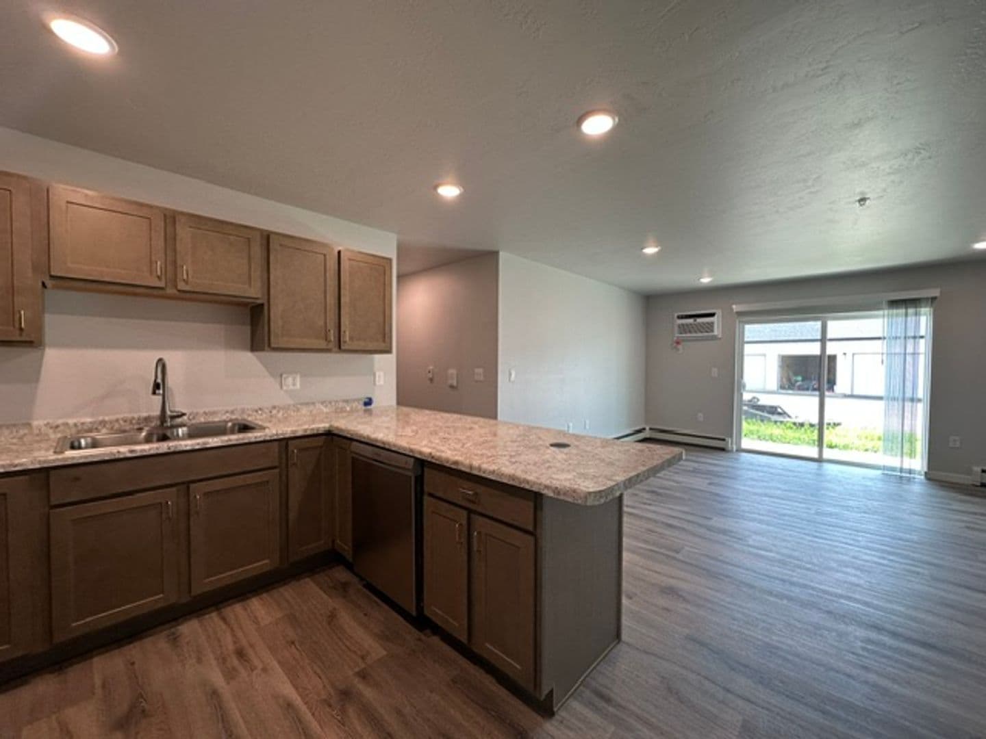 Bonduel Apartment: 206 East Express Way