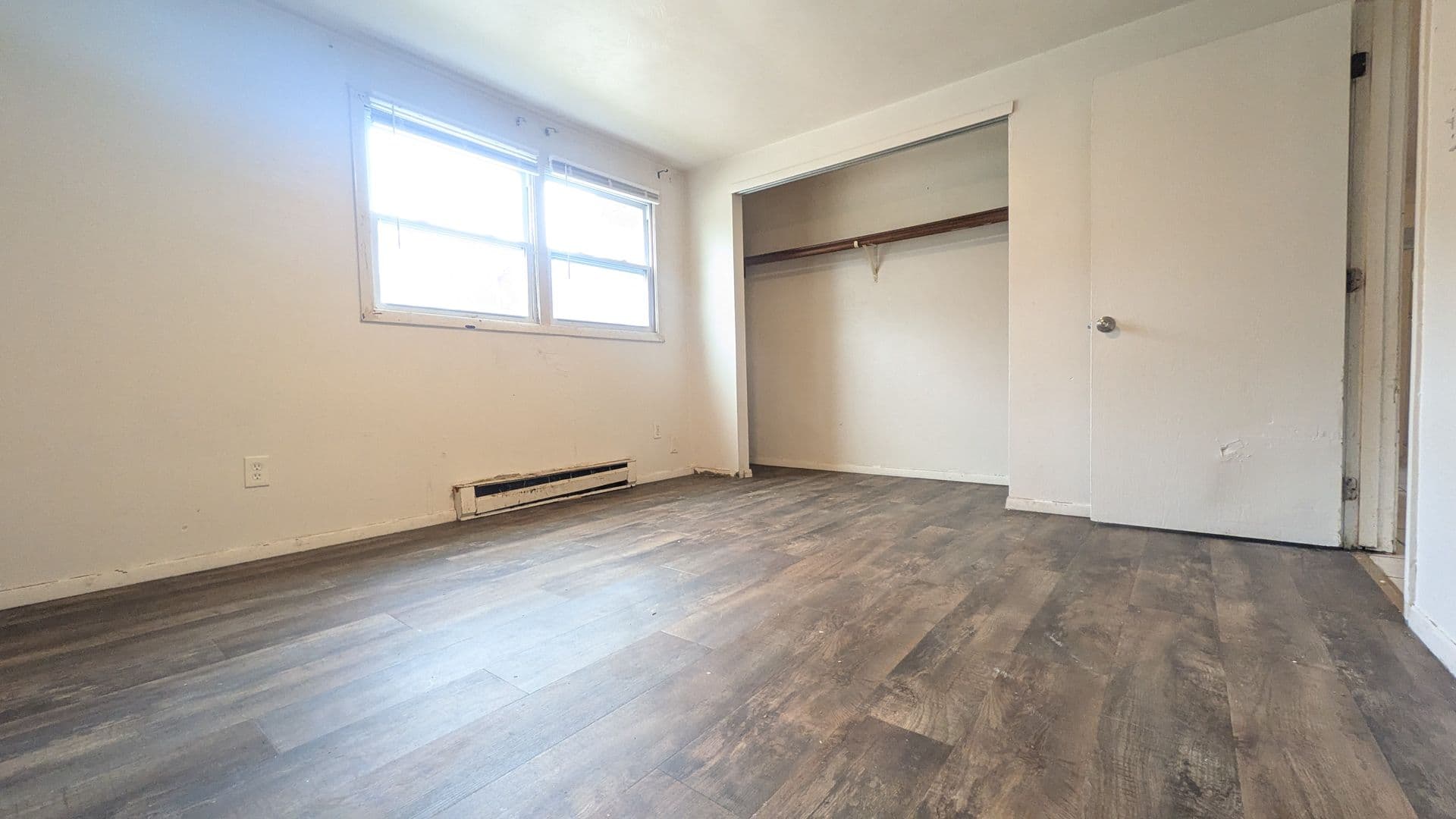 Green Bay Apartment: 1819 Badger Street