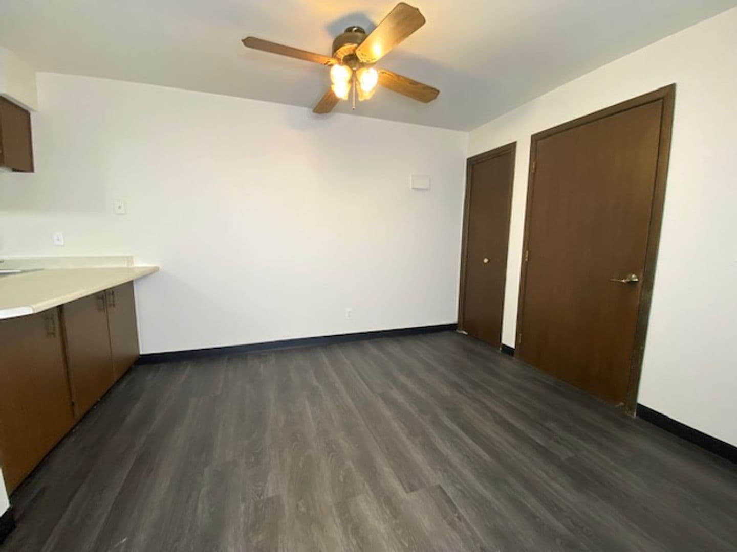 Marion Apartment: 101 Riverview Dr