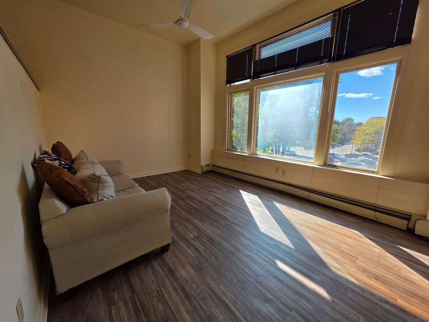 Marinette Apartment: 1713 Dunlap Ave