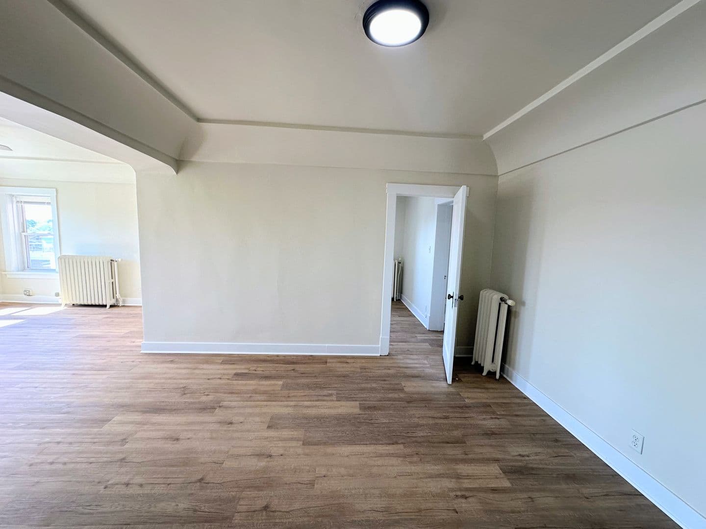 Manitowoc Apartment: 812 State Street